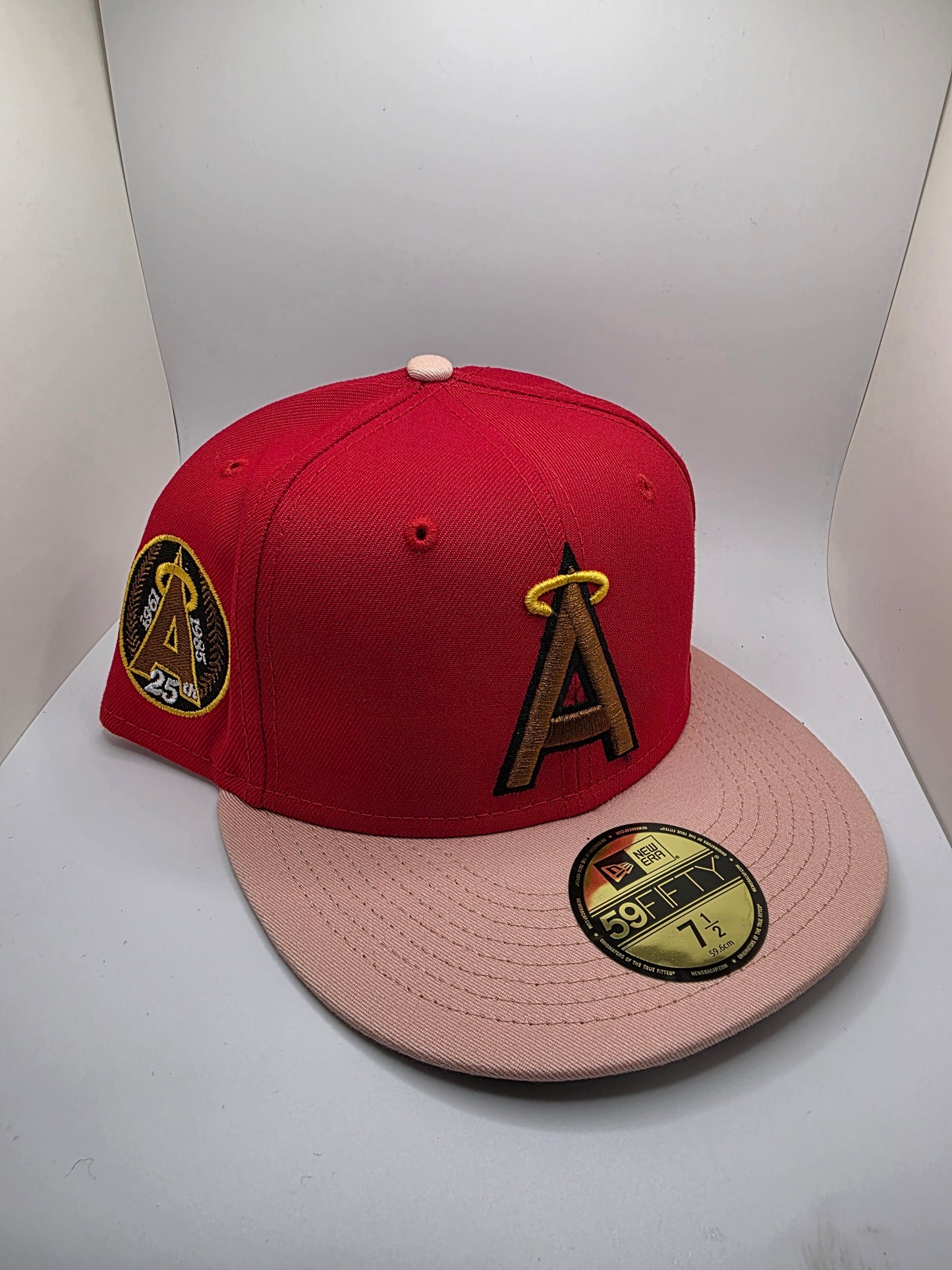 Anaheim Angels Stash 7 1/2