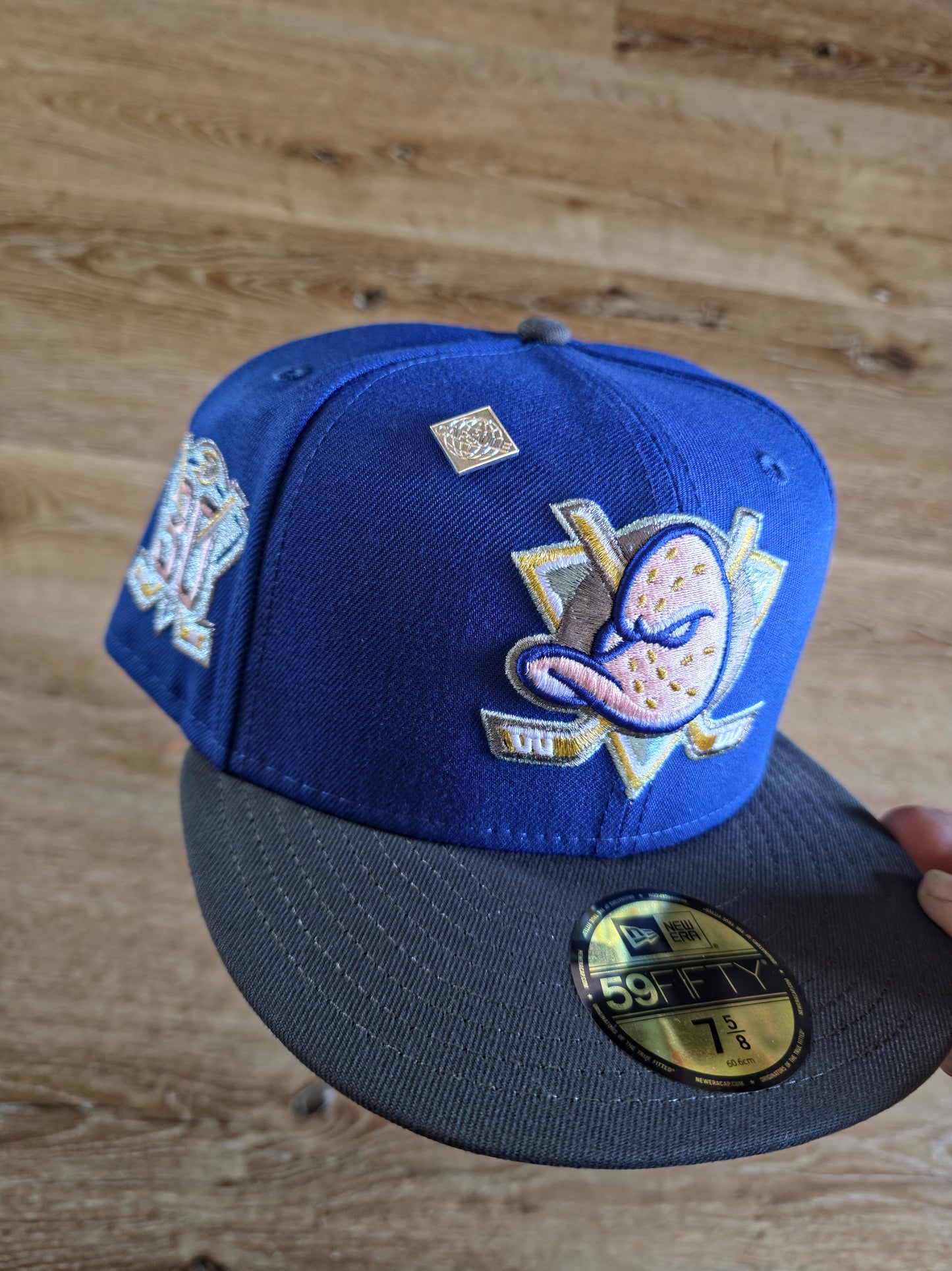 Anaheim Ducks  by capsule 75/8 (by Gorilla)