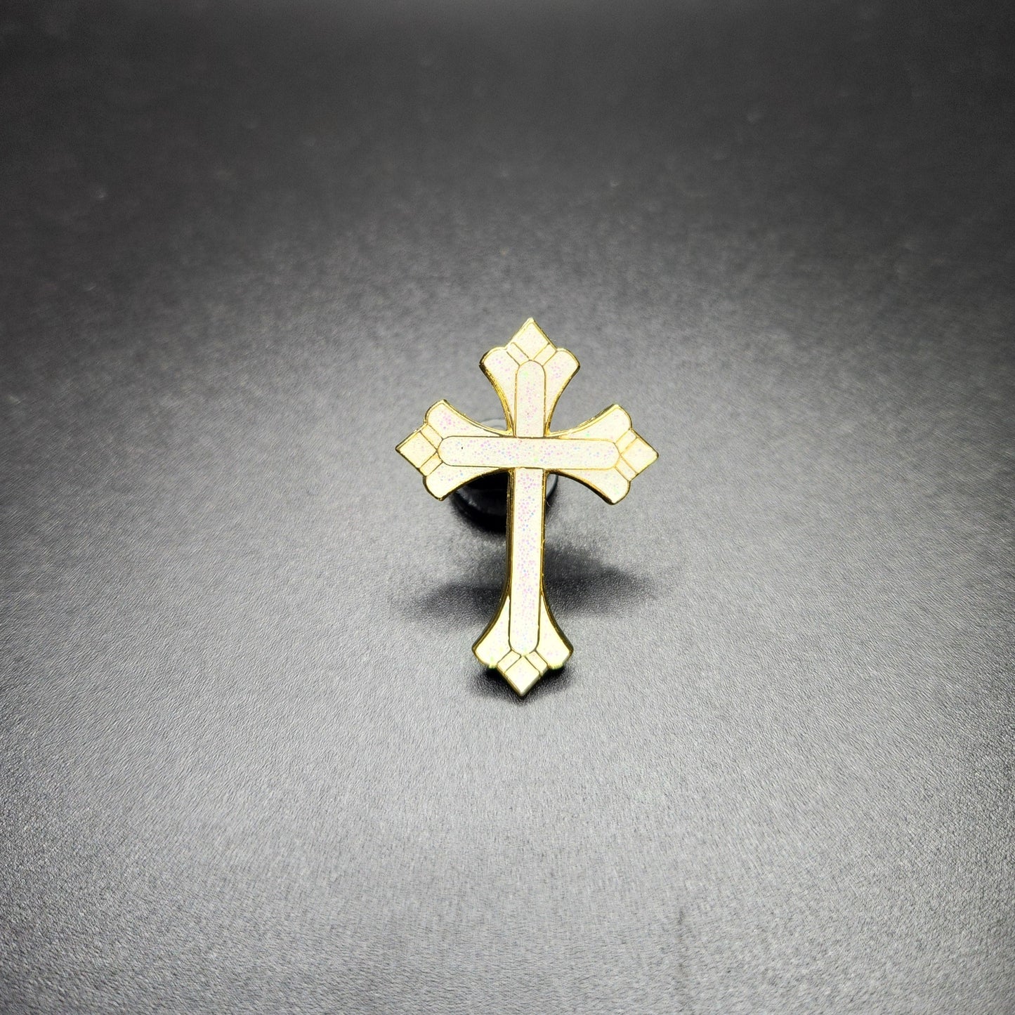 Cross Pin – Gold Metal/White Glitter